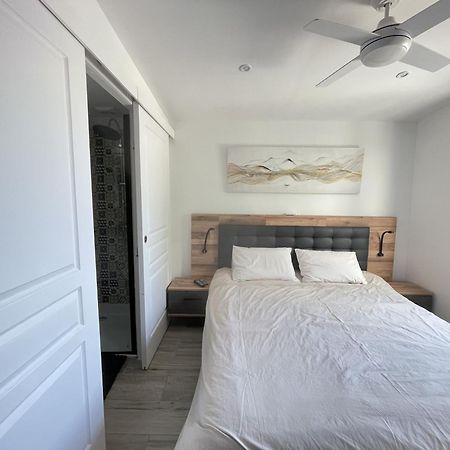 Charmante Villa Avec Piscine Dans Les Canaux Empuriabrava Exterior foto
